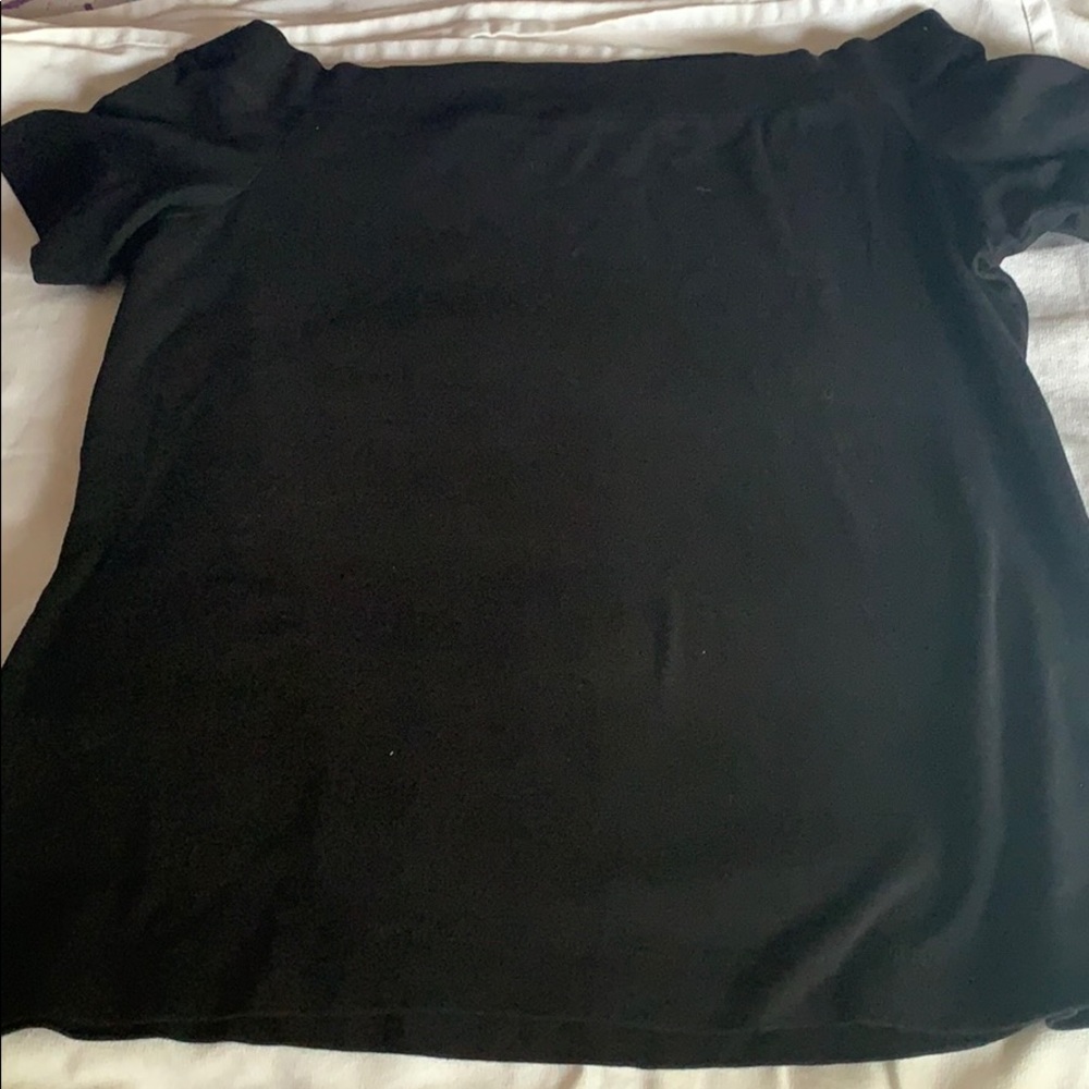 H&M off the shoulder cap sleeve top